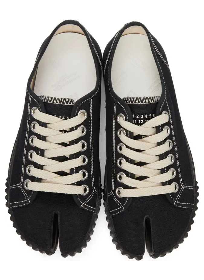 Maison Margiela Black Tabi Low-Top Sneaker (S58WS0193 P4291) (5)