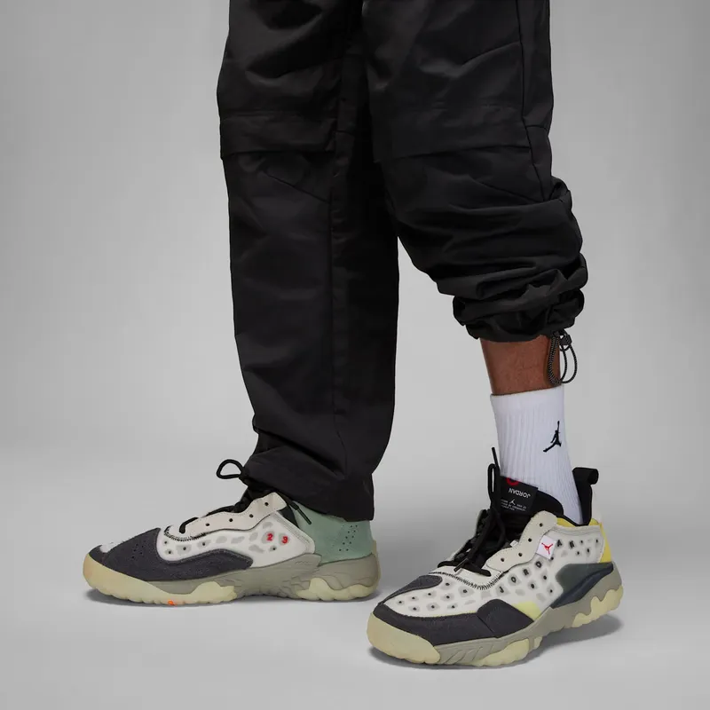 Jordan 23 Engineered Utility Trousers “BLACK” (DX9645-010)