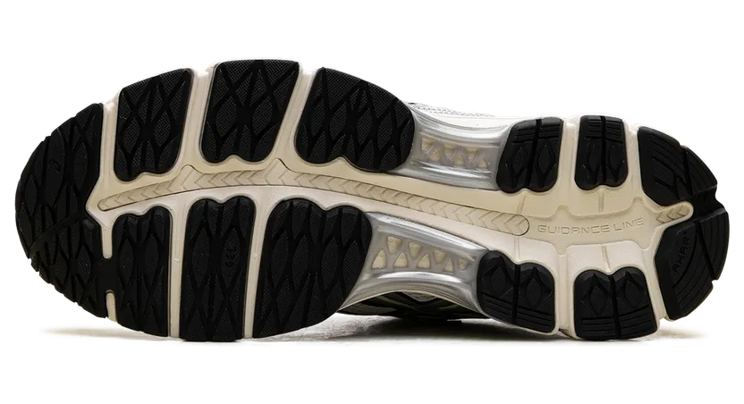 asics-gel-kayano 1203A827-100