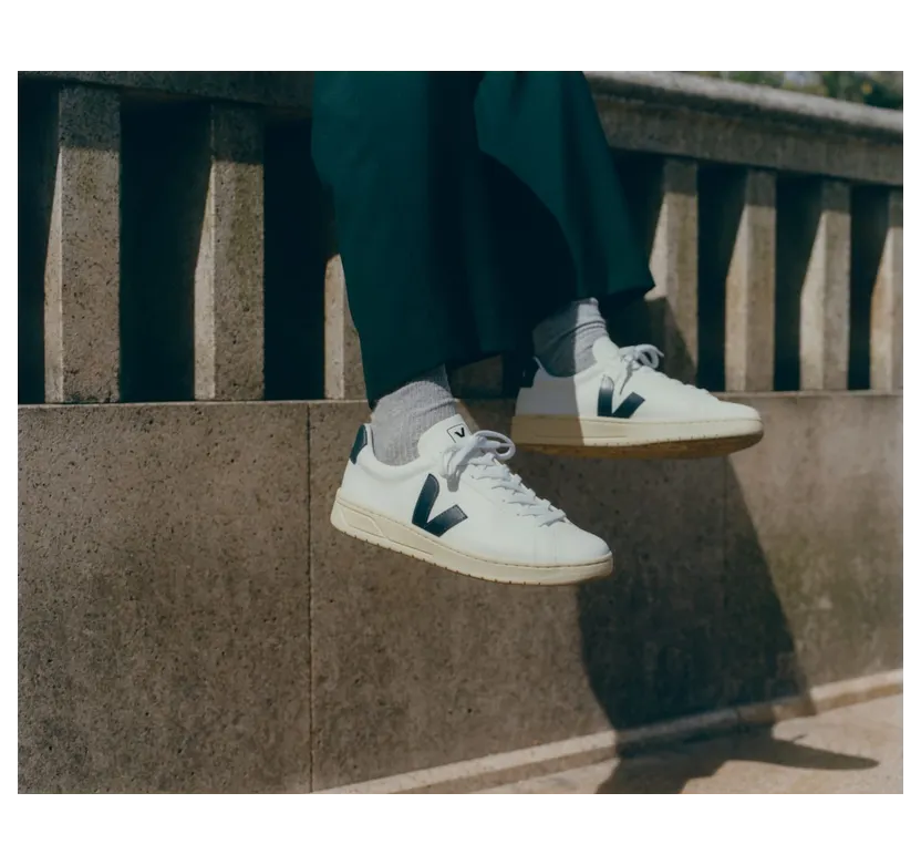 veja-sneaker UC0703174A