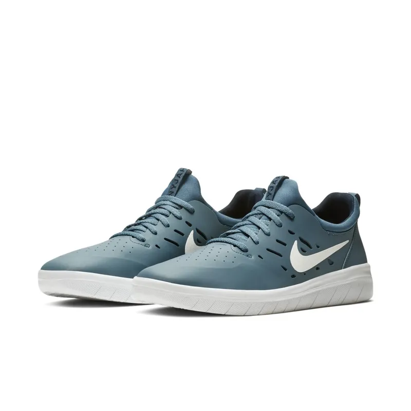 Nike SB Nyjah Free Thunderstorm Thunderstorm/White-Obsidian (AA4272-400)