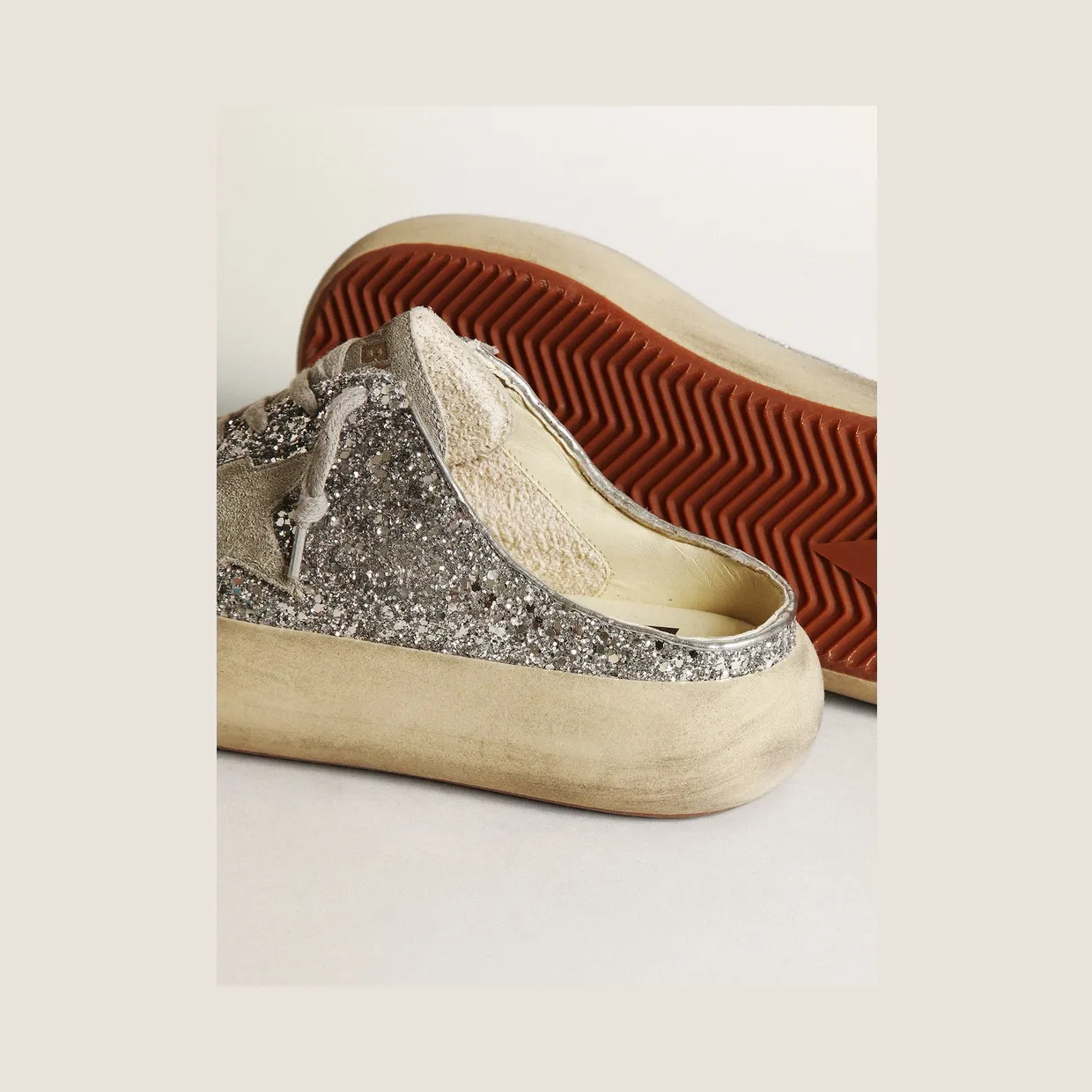 Golden Goose Space-Star Sabot In Glitter With Ice-Gray Star And Tab (GWF00383.F003332.70100) (4)