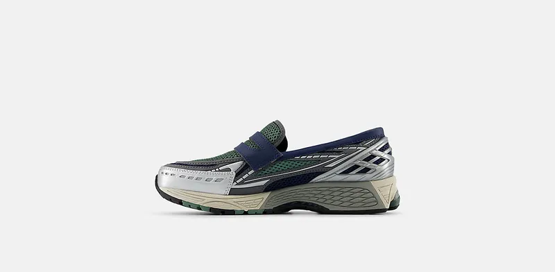 New Balance 1906L “Silver Metallic Dark Juniper” (U1906LOA)