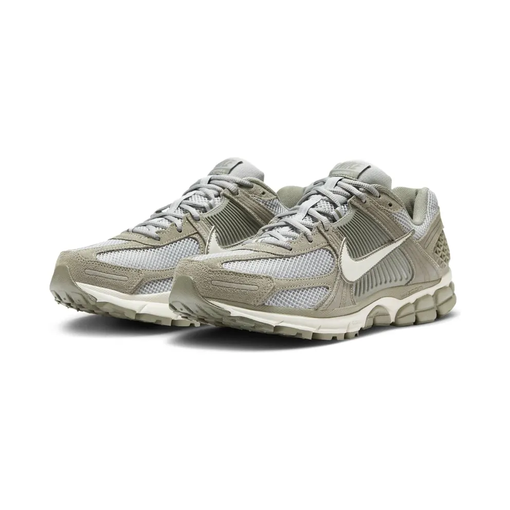 Nike Zoom Vomero 5 “Dark Stucco” (HF1553-002)