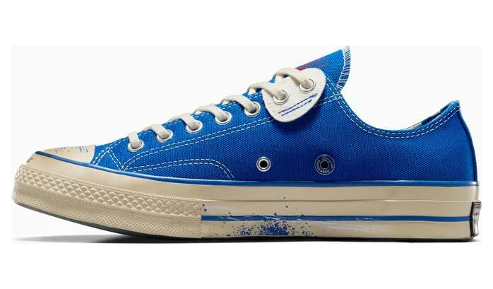 converse-chuck-taylor-all-star A05352C
