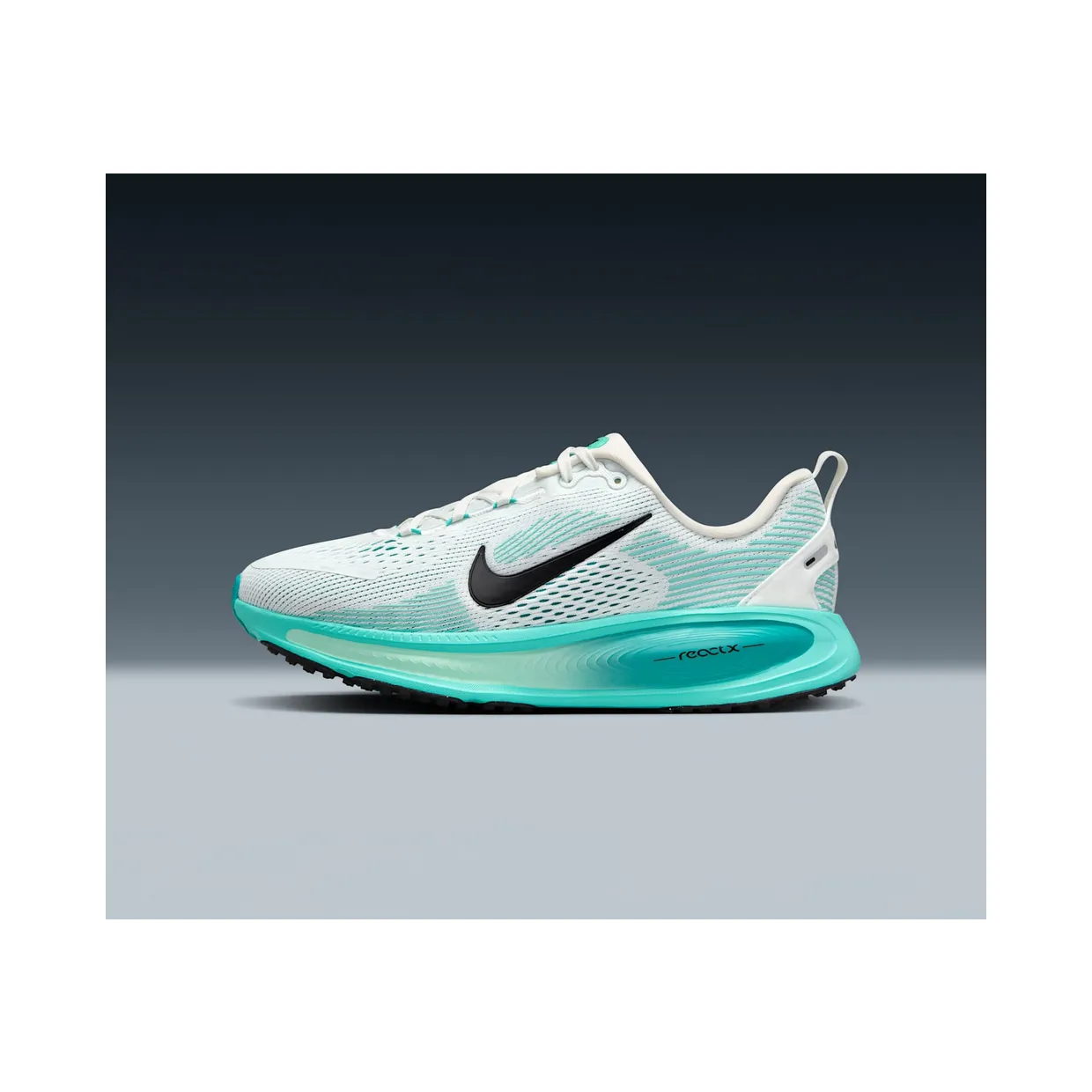 nike-vomero-18 HQ2157-103