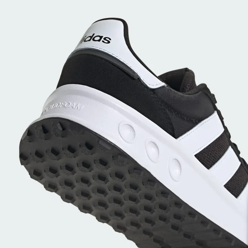 adidas Run 84 Black White Carbon (IH8613)