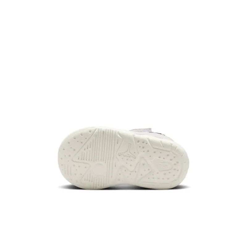 Jordan CMFT Era White Sail Black (HQ0508-100)