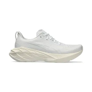 Asics Novablast 4 “White / White” (1011B693-102)