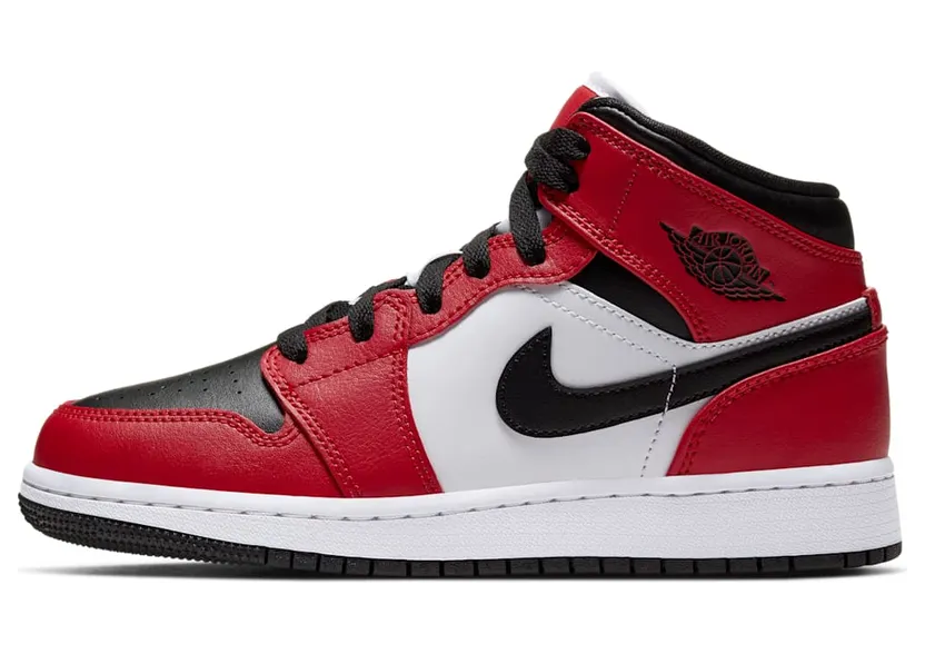 Air Jordan 1 Mid GS Chicago Black Toe – “Black / Gym Red / White” (554725-069)