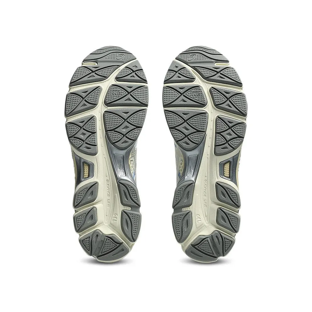 ASICS GEL-CUMULUS 16 “Ivory / Pure Silver” (1203A733-750)