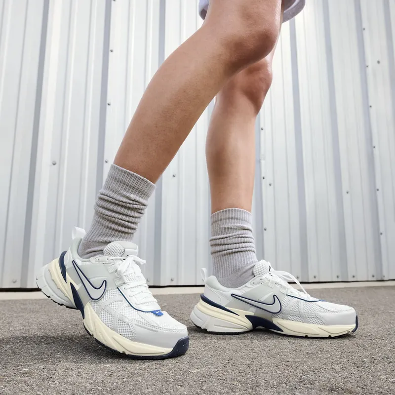 nike-v2k-run FD0736-102