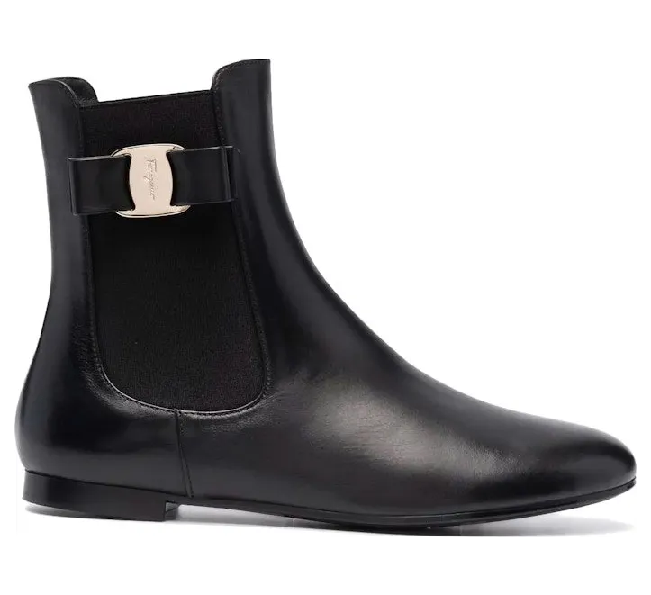 Ferragamo Vara Bow Chelsea Boots Black (01B903744825)