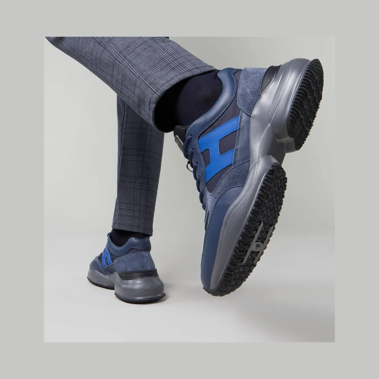Hogan Interaction Blue (HXM5450DN91QUG887Z) (5)