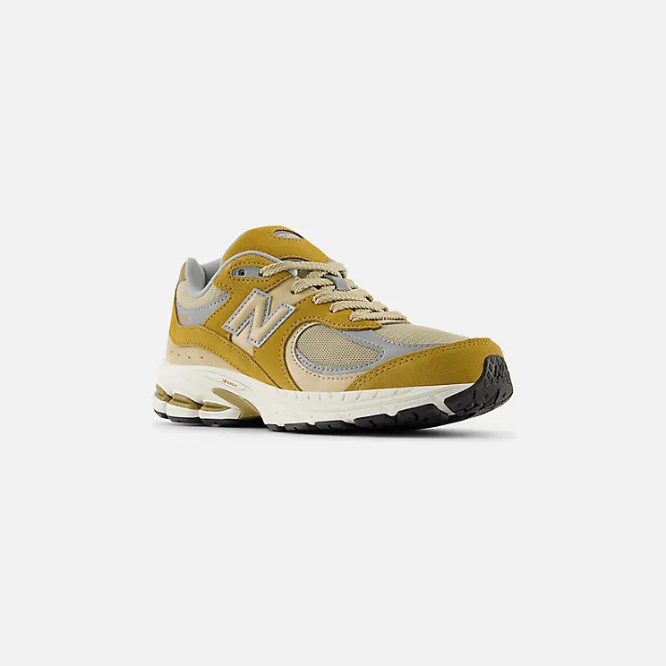 new-balance-2002r GC2002CE