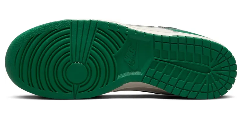nike-sneaker DR9654-100