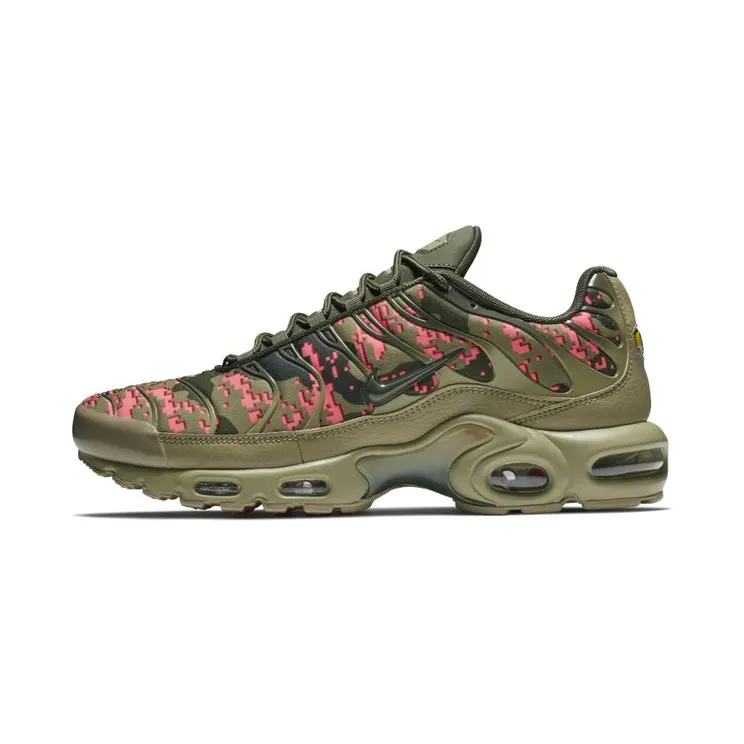 Nike Air Max Plus Digi Camo Olive