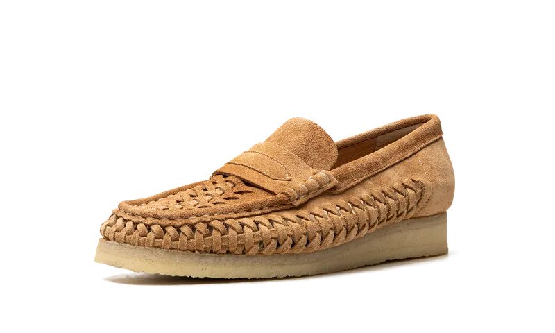 Clarks WALLABEE LOAFER WEAVE “Tan Suede” (26180623)