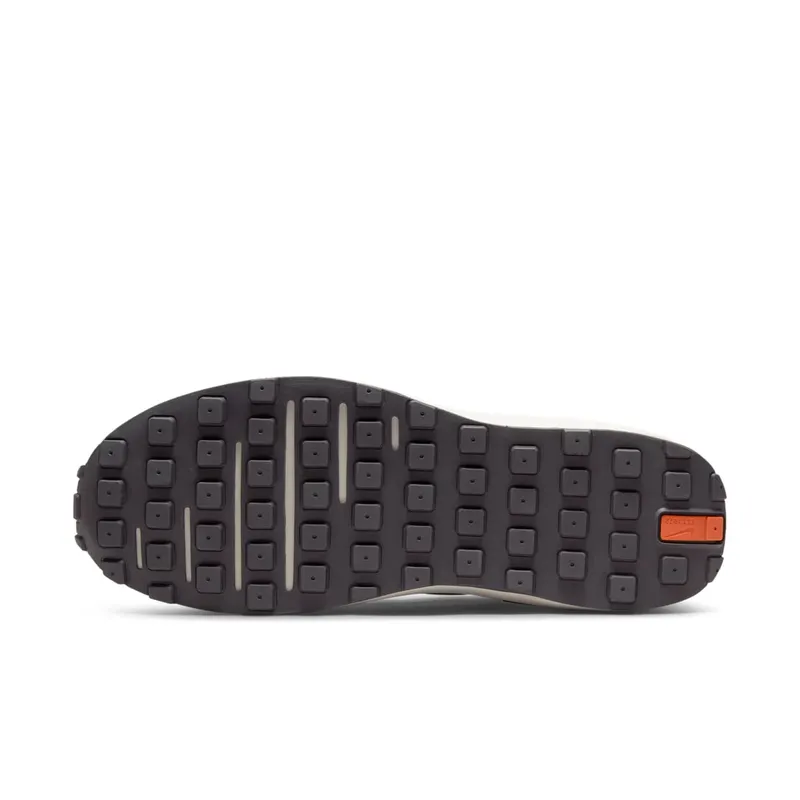 Nike Waffle One Bruin (DA7995-200)