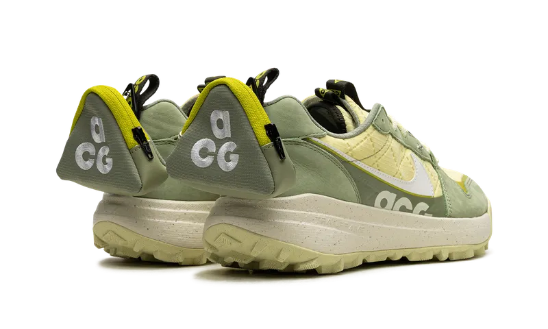 Nike ACG Lowcate “Future Movement” (FB9761-300)