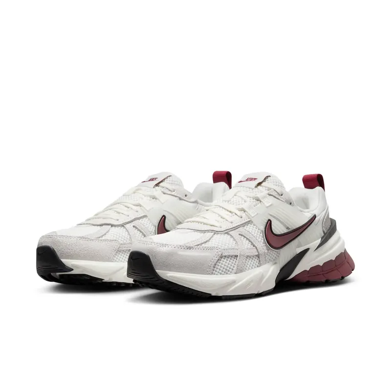 Nike V2K Run SE “White Team Red” (HQ3500-100)