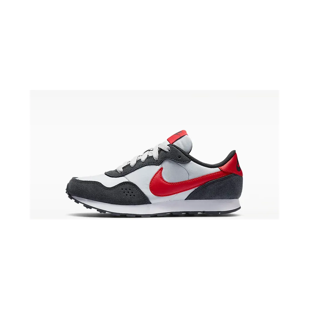Nike MD Valiant Older Kids’ Grey (CN8558-003)