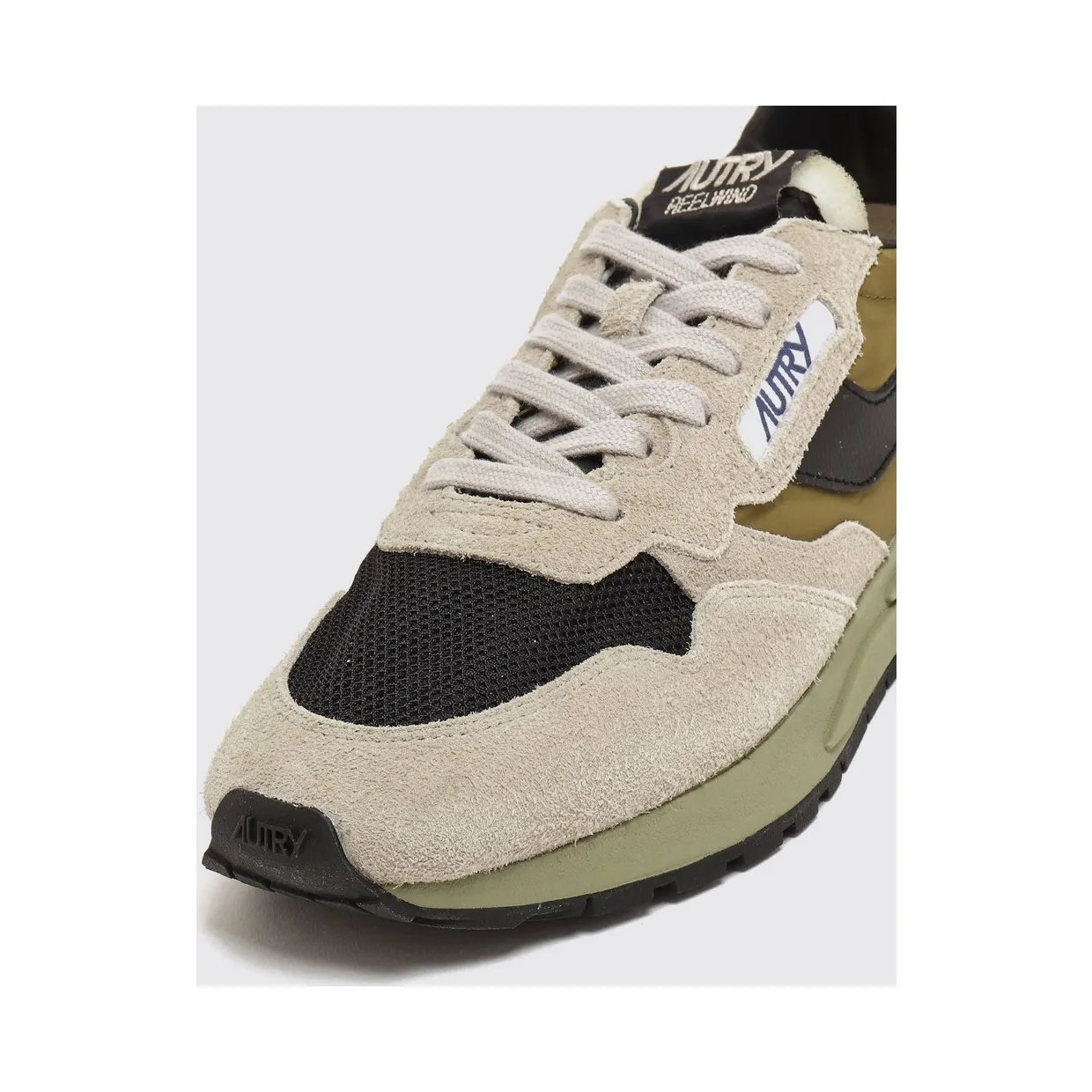 Autry Reelwind Sneakers in Leather and Nylon with Worn Effect Sand (WWLMBY05) (3)