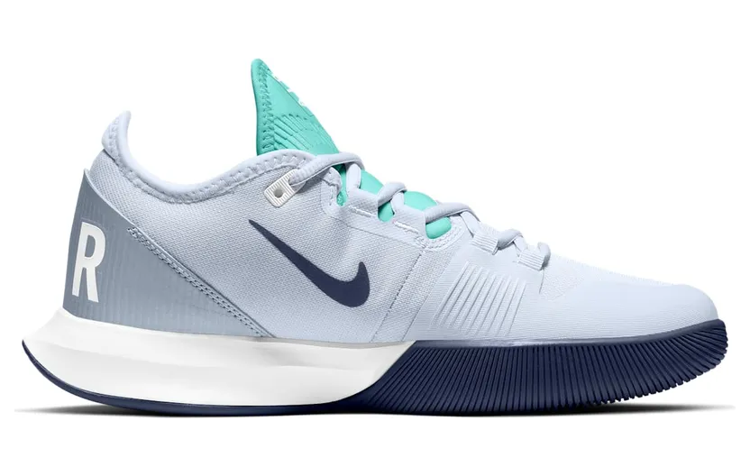 nikecourt AO7353-004