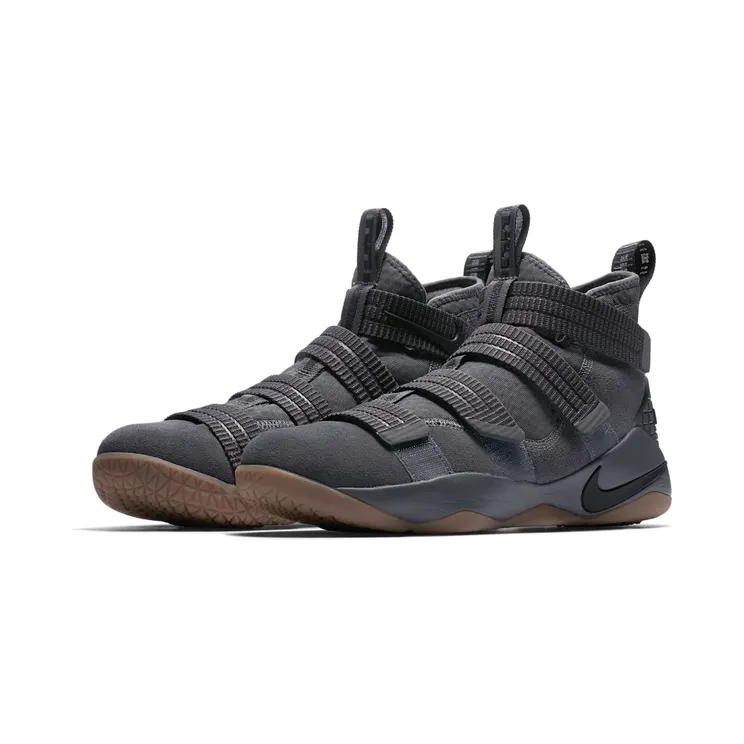 nike-lebron 897646-003