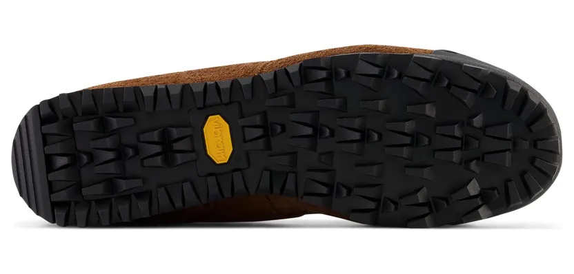 new-balance-sneaker UALGSBG
