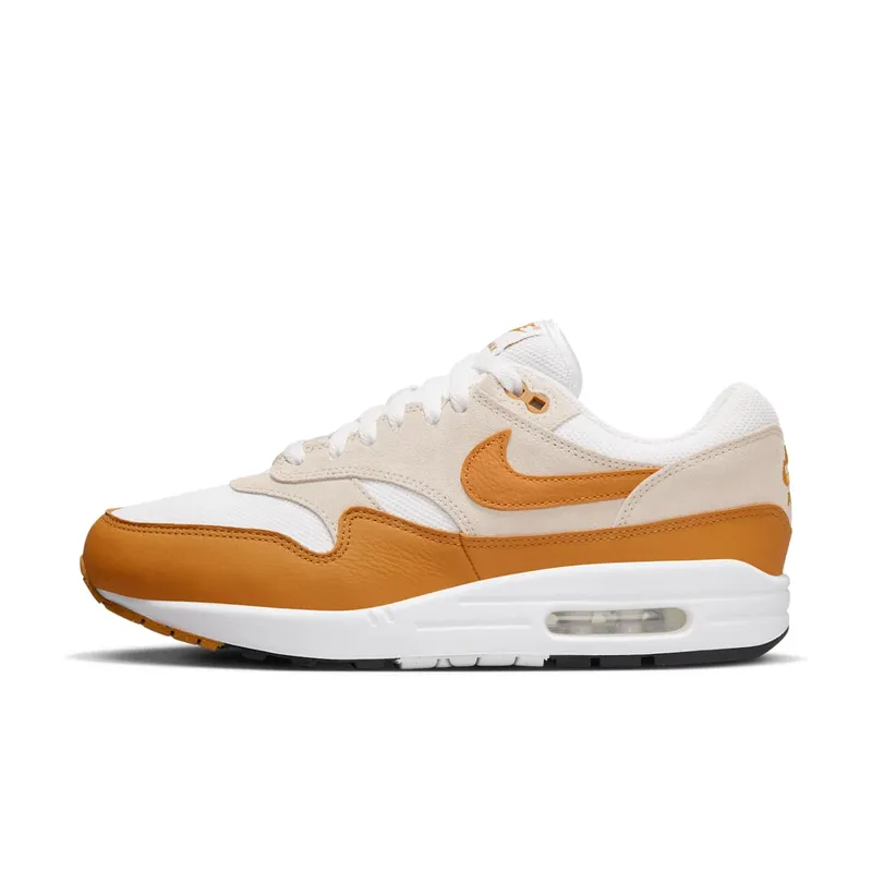 Nike Air Max 1 ‘Bronze’ (DZ4549-110): warm bruin op een verder stille schoen