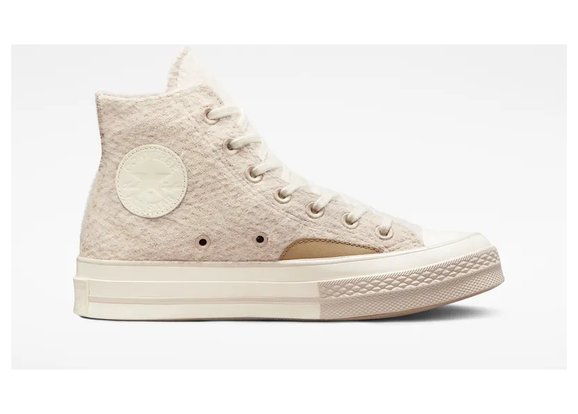 converse-sneaker A01338C