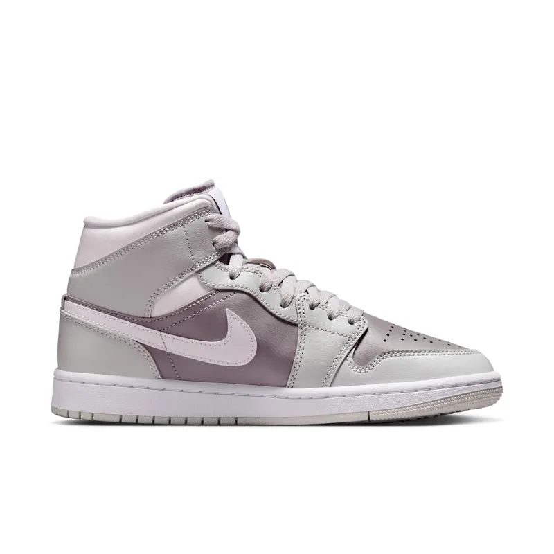 Air Jordan 1 Mid “Photon Dust Atmosphere Grey” (BQ6472-008)