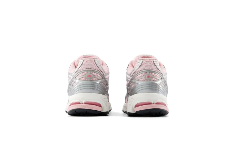 New Balance 1906R “Pink Chalk Silver Metallic” (U19063FT)