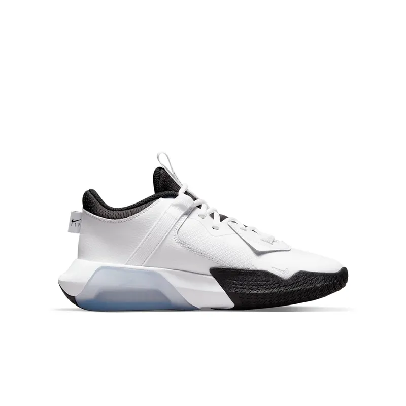 Nike Air Zoom Crossover Older Kids’ Basketball White (DC5216-100)