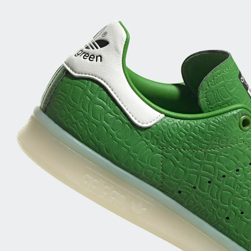 adidas Stan Smith Off White / Pantone / Core Black (FZ2705)