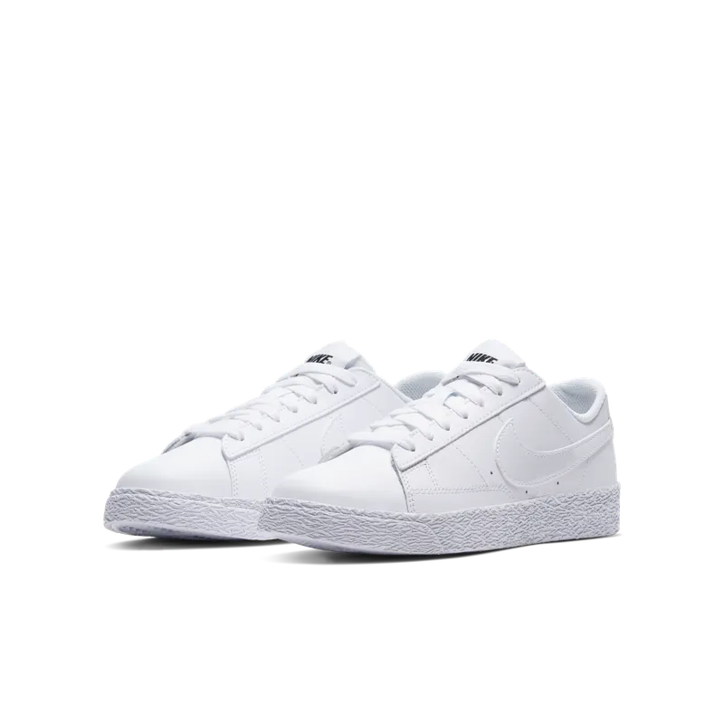 Nike Blazer Low Older Kids’ White (555190-102)