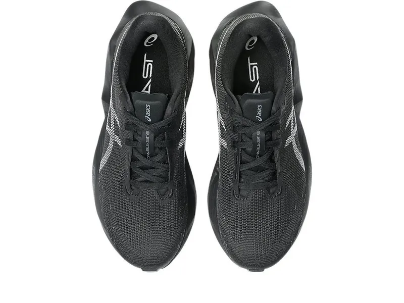 ASICS NOVABLAST 6 “Black / Black” (1012C008-002)