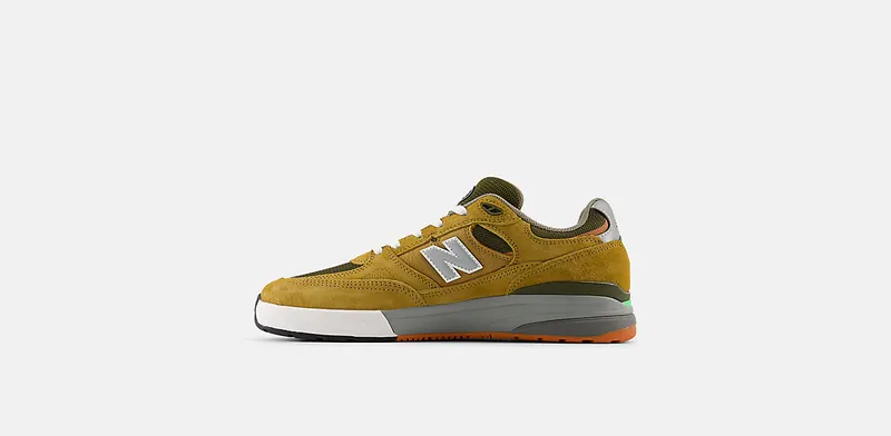 New Balance Numeric 933 Andrew Reynolds Wheat (NM933MNO)