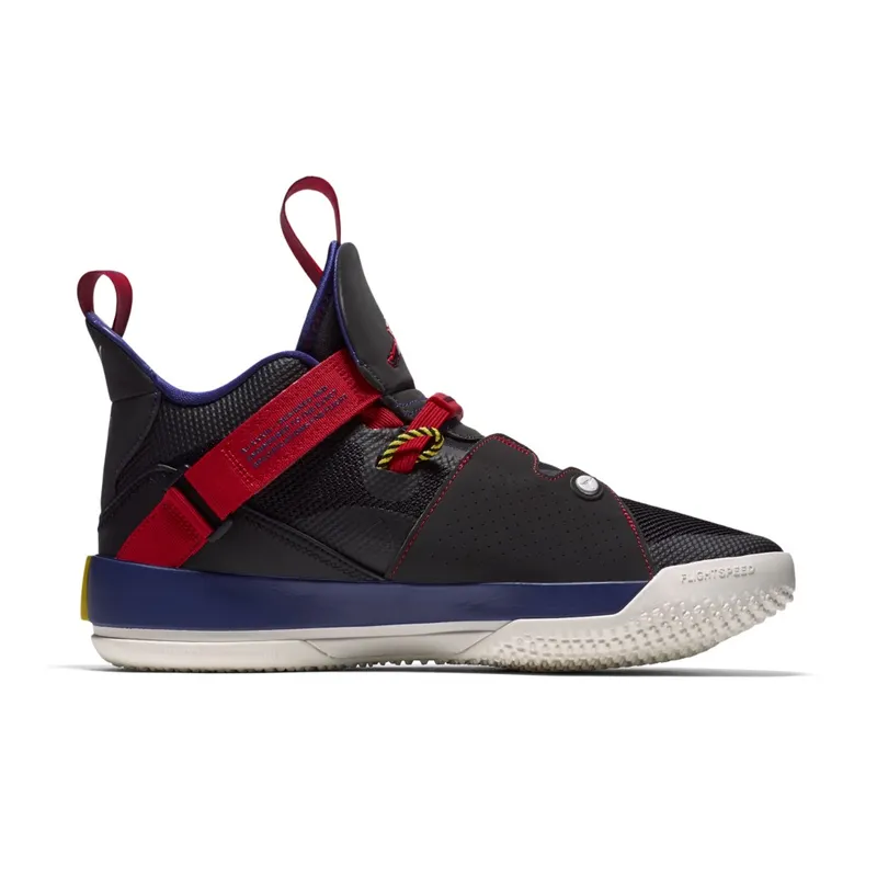 Jordan XXXIII Tech Pack (China Release) Black/Black-Dark Smoke Grey-Sail (BV5072-001)