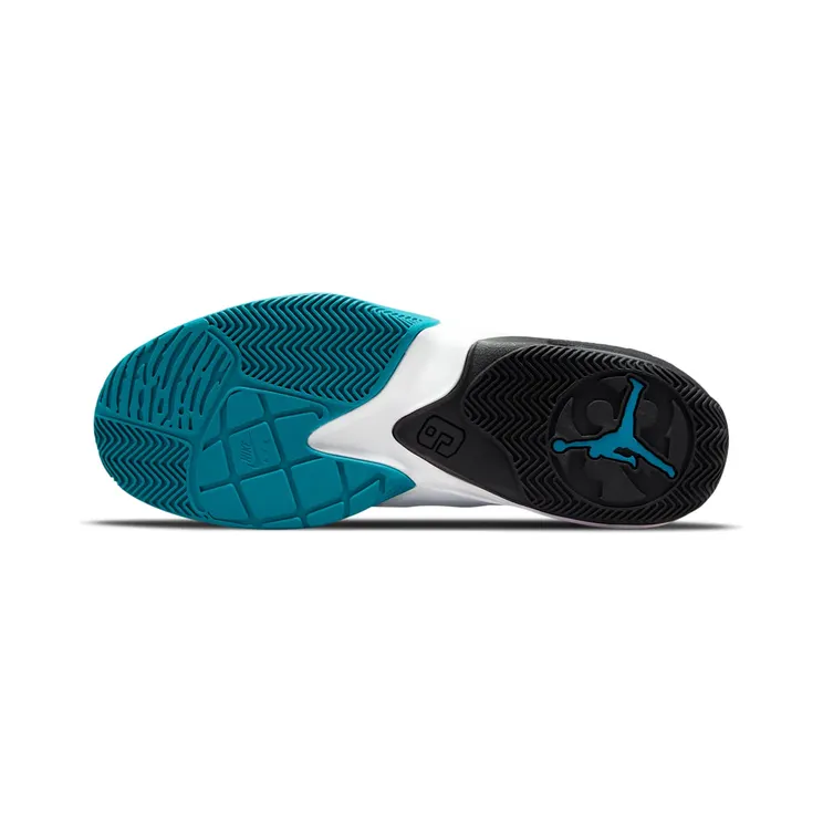 air-jordan-max-aura CZ4167-103
