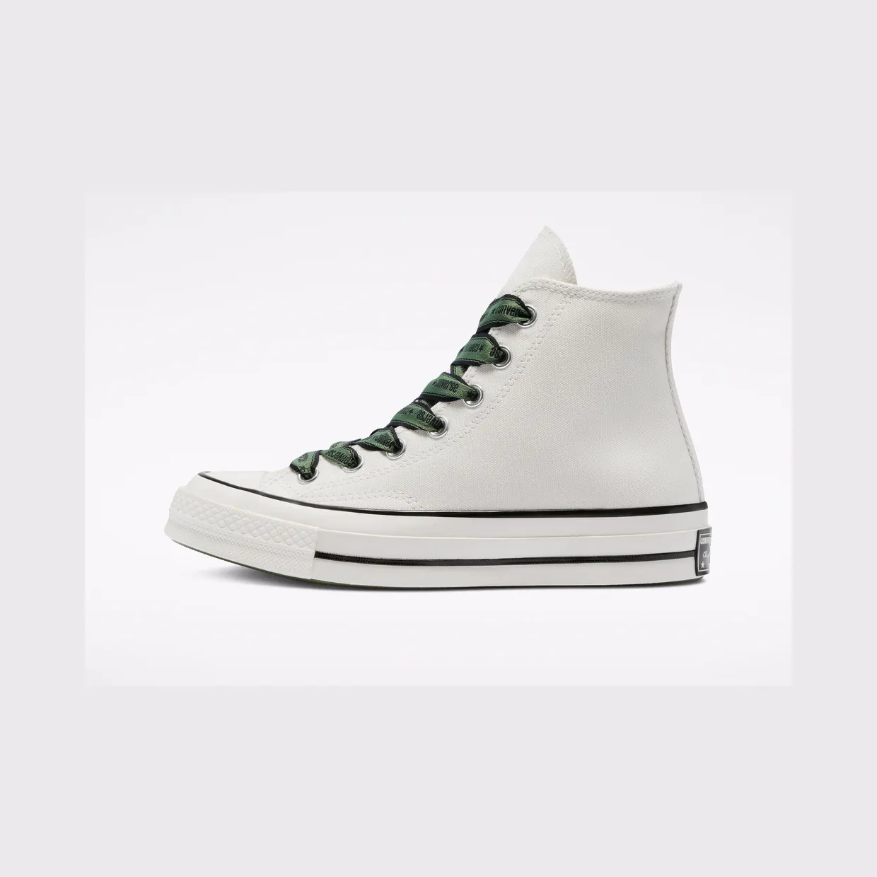 converse-chuck-taylor-all-star A01802C