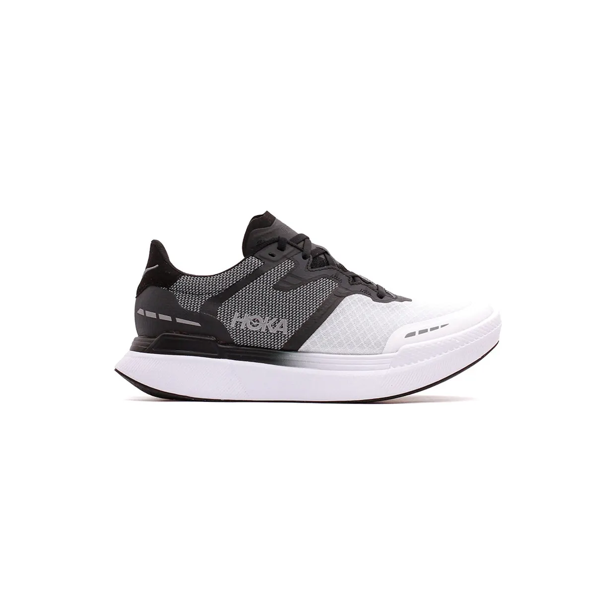 hoka-one-one-transport 1152450-BWHT