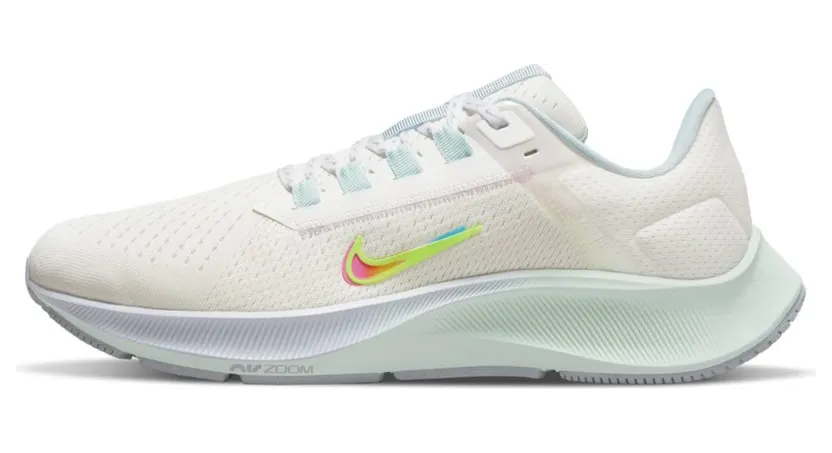 Nike Air Zoom Pegasus 38 Premiumen voor dames (straat) Wit (DH6507-111)