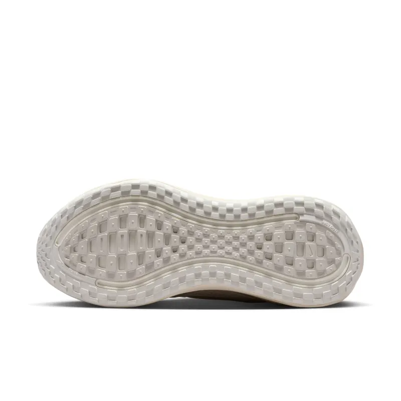 Nike Vomero Plus “Summit White Phantom Chalk” (IO9916-100)