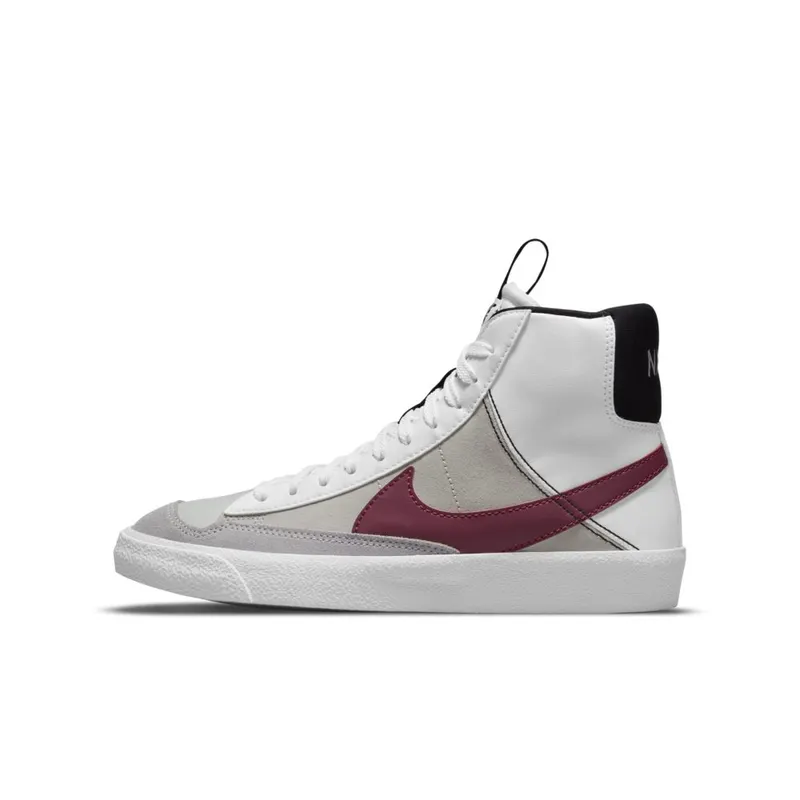 Nike Blazer Mid ’77 SE Dance Older Kids’ White (DH8640-101)