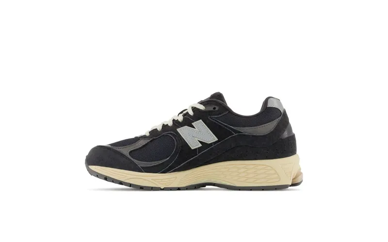 New Balance 2002R Phantom (M2002RHO)