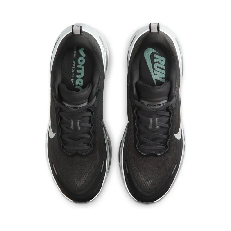 nike-vomero-plus IM6011-060