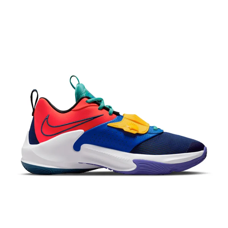 Zoom Freak 3 Basketball Red (DA0694-601)
