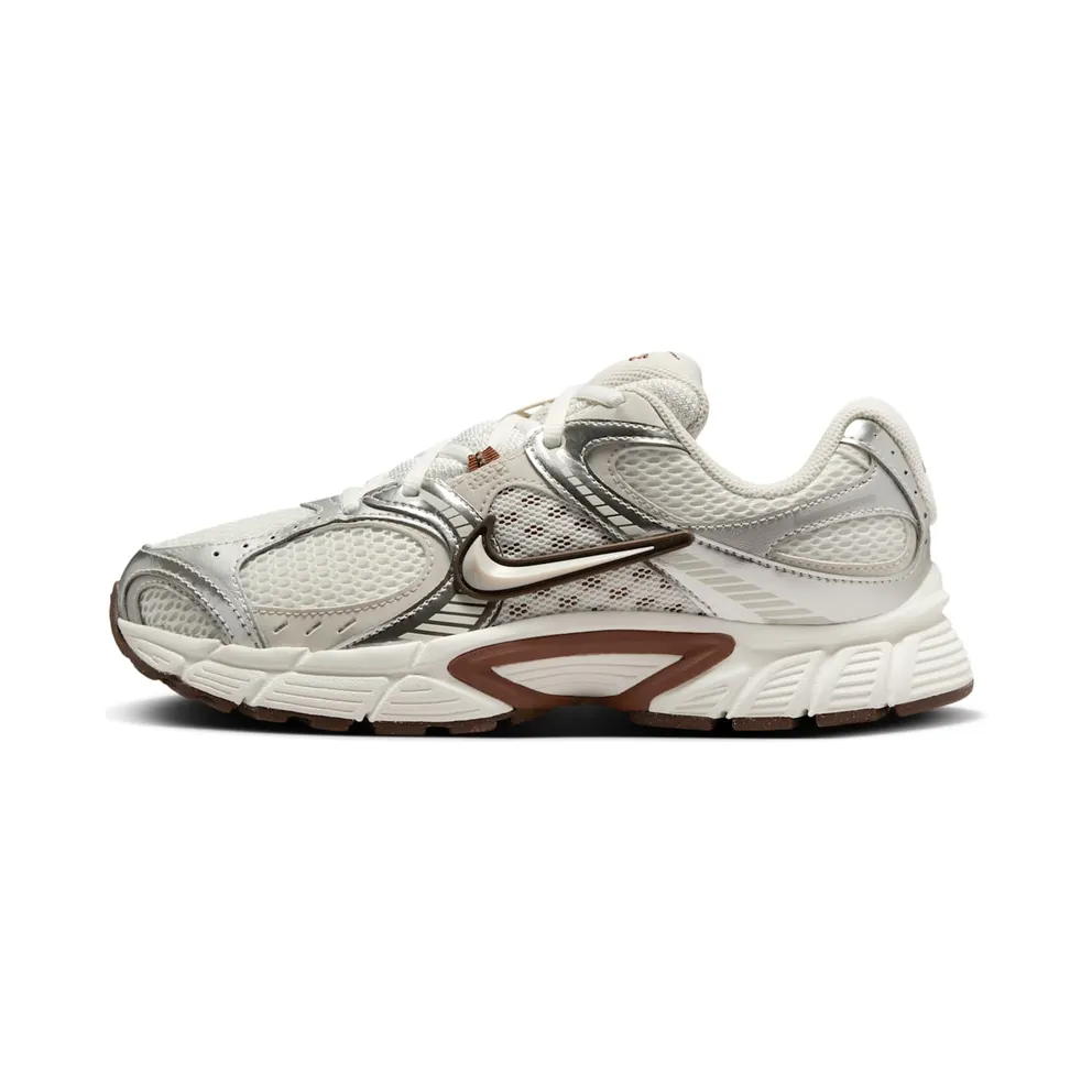 Nike V5 RNR “Sail Fauna Brown” (HQ7901-102)